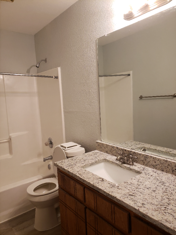 420 Signal Hill Ct N #420 - Photo 6 of 10