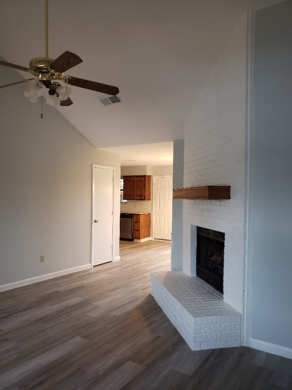 420 Signal Hill Ct N #420 - Photo 7 of 10