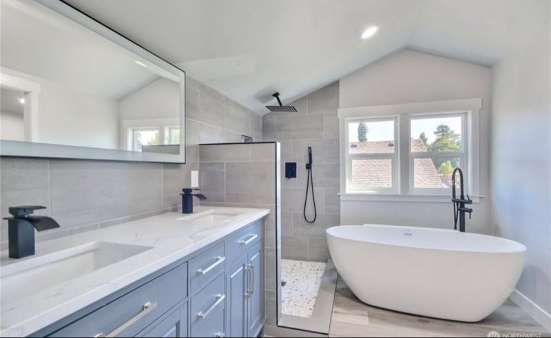 3577 E J St - Photo 6 of 15