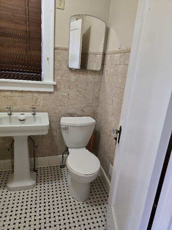 1730 Union St #1 - Photo 5 of 7