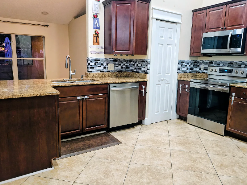 11252 Cypress Leaf Dr - Photo 6 of 20