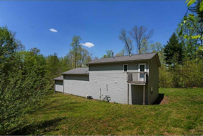 3280 Lincoln Hill Rd - Photo 2 of 20