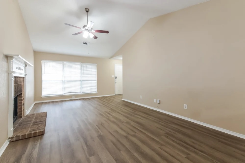 4152 Hathaway Dr - Photo 5 of 10