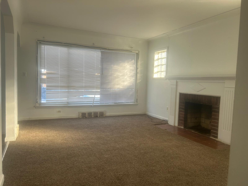 6515 Woodmont Ave - Photo 2 of 4