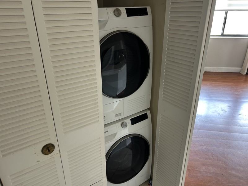 2550 Sw 18th Ter #2311 - Photo 4 of 23