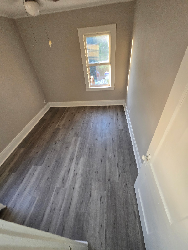 1020 3rd St S #3 - Photo 2 of 5