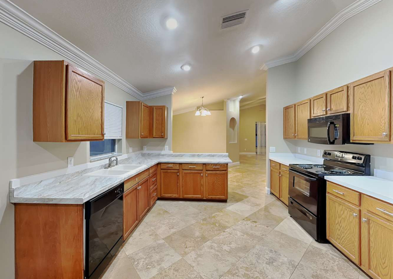 13422 Fladgate Mark Dr - Photo 4 of 12