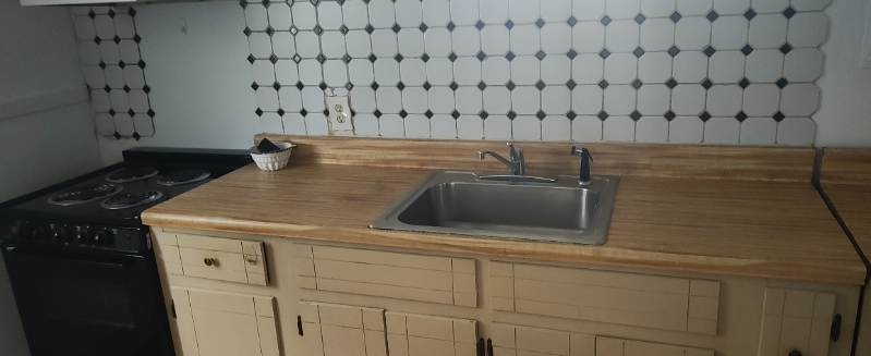 533 Martin St #B - Photo 2 of 11