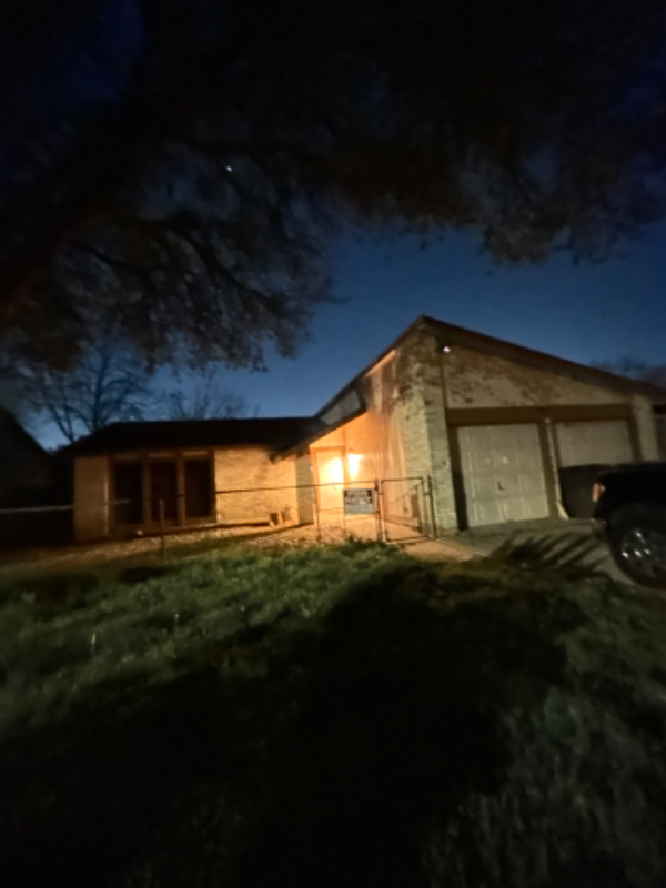 9450 Bowen Dr - Photo 2 of 36