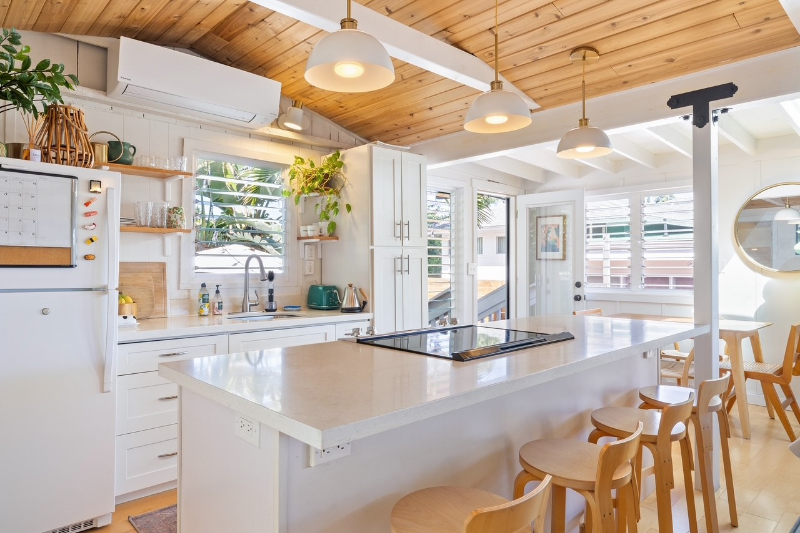 827A Oneawa St - Photo 3 of 18