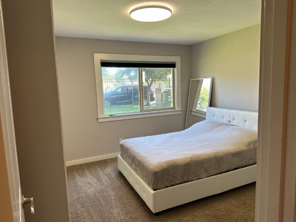 1116 S 27th St #D201 - Photo 7 of 9