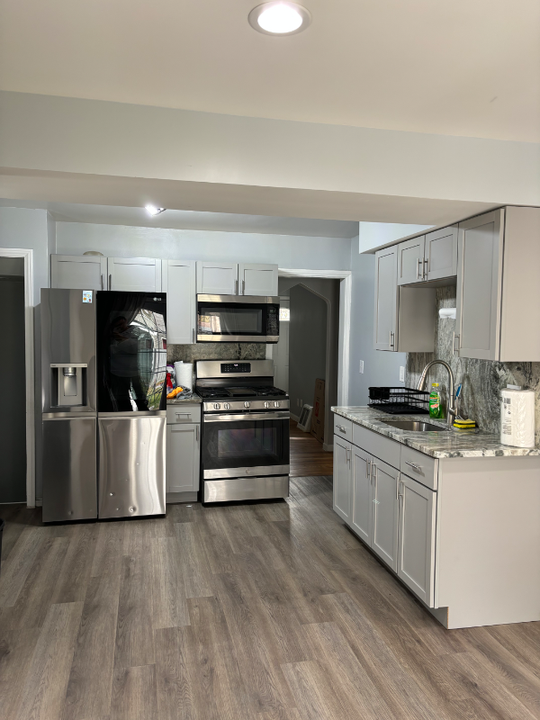 24620 Stanford St - Photo 7 of 20