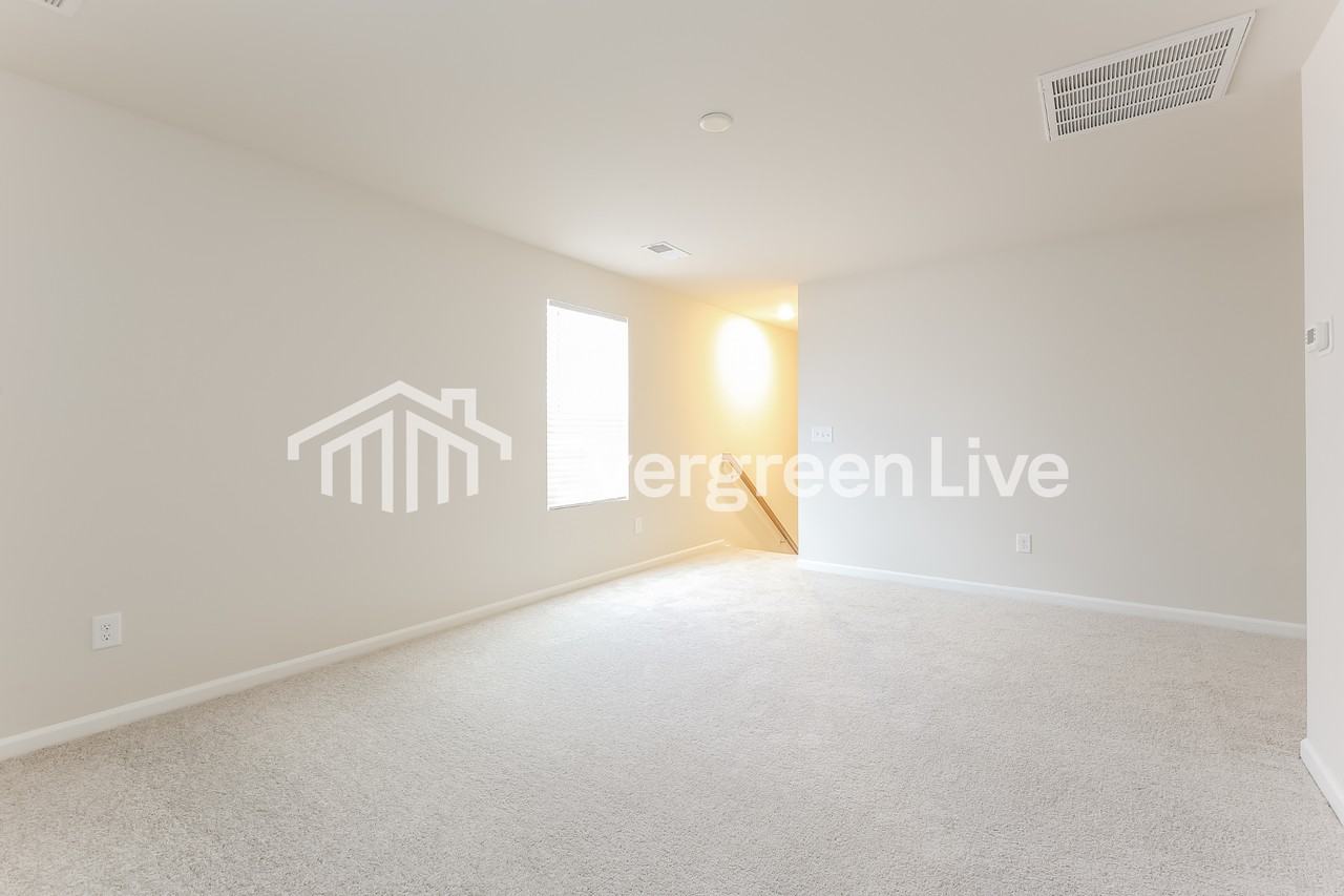 113 Stokely Way - Photo 6 of 16
