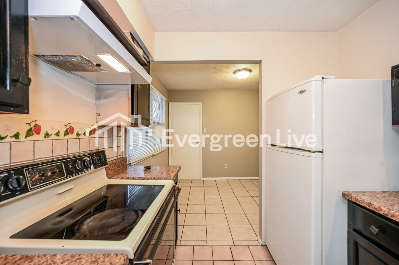 2980 Windon Dr - Photo 6 of 15