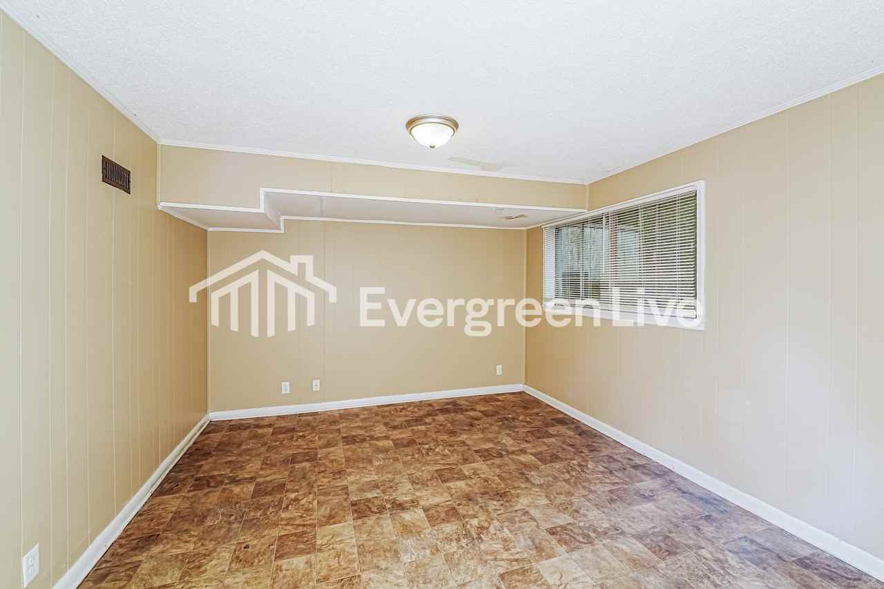 116 Walker Ave - Photo 5 of 15