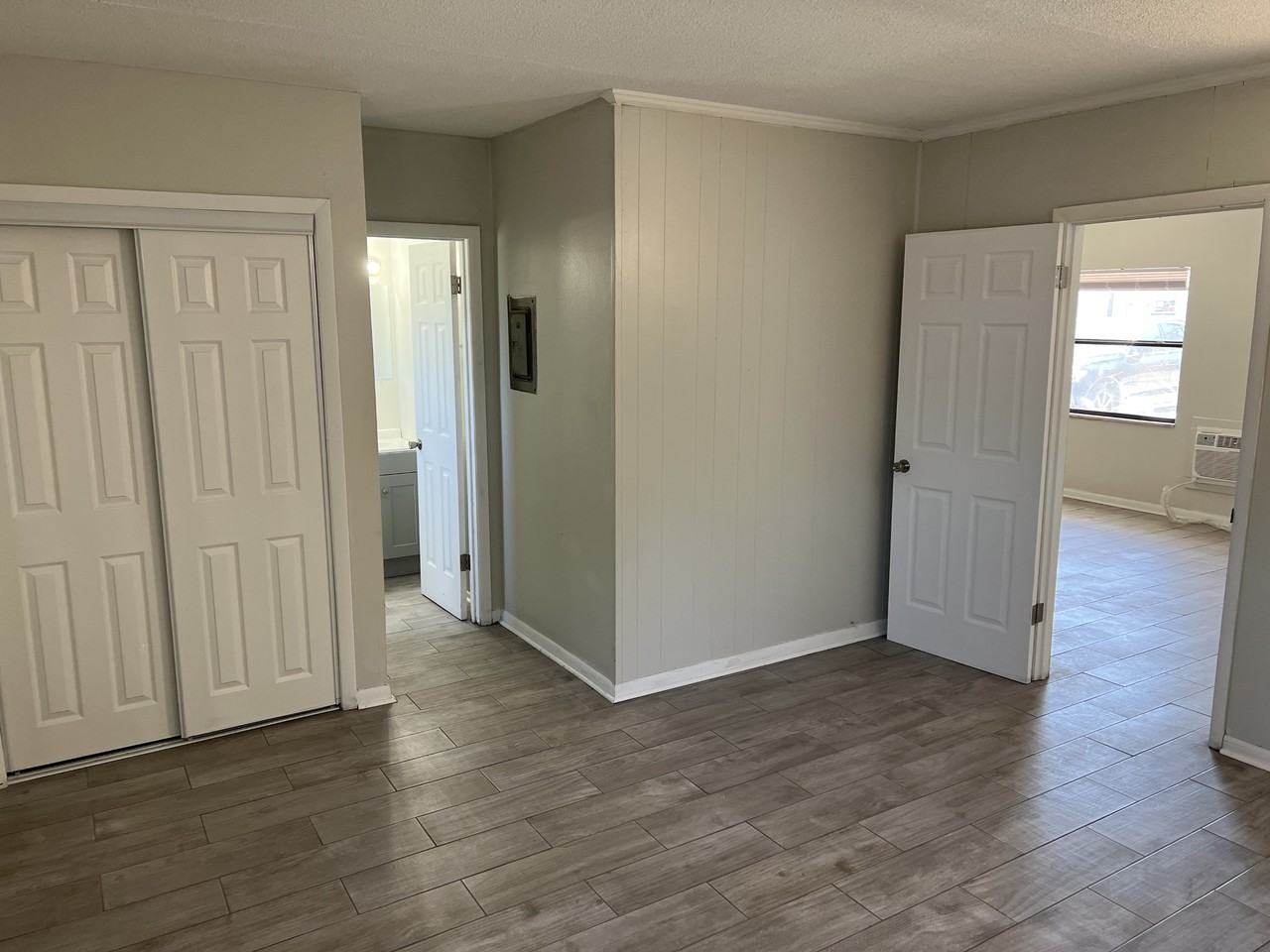 108 W Ball St #1 - Photo 7 of 8