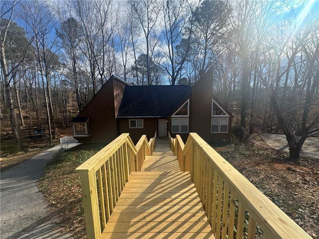 3246 Able Ct - Photo 2 of 23