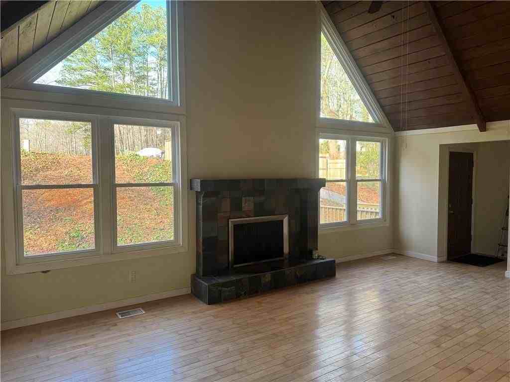 3246 Able Ct - Photo 5 of 23