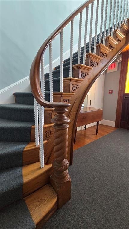 42 Kay St ##5 - Photo 3 of 33