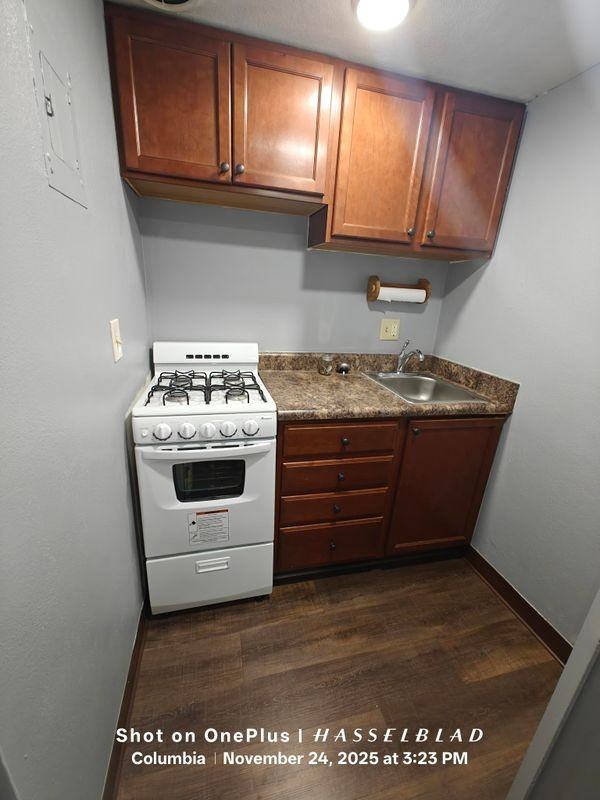 117 W Legion Ave ##6 - Photo 4 of 6