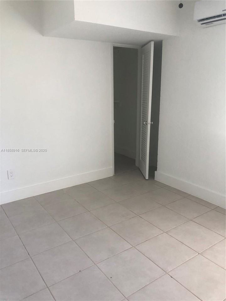 300 Northwest 97th Street - Photo 3 of 16