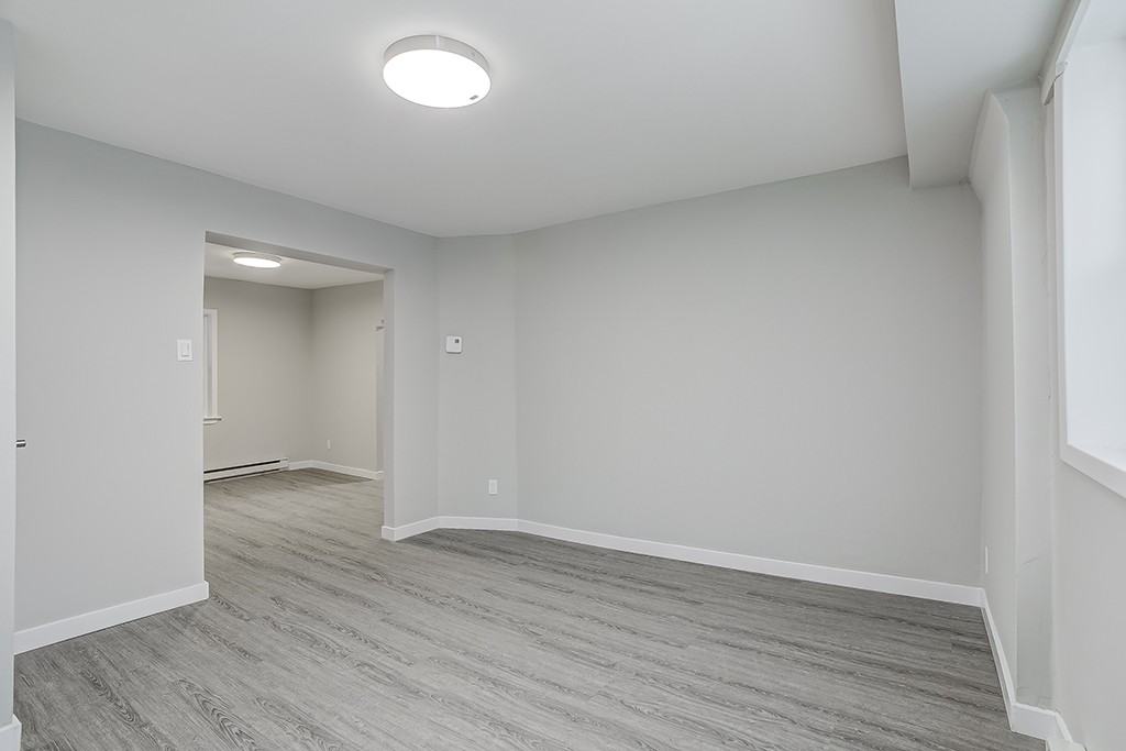 21 Chemin Eardley - Apt A - Photo 7 of 23