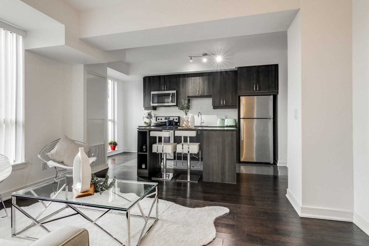 9205 Yonge Street - Photo 6 of 20