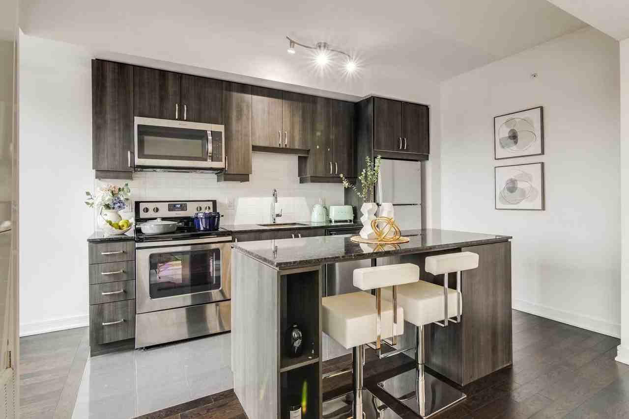 9205 Yonge Street - Photo 7 of 20