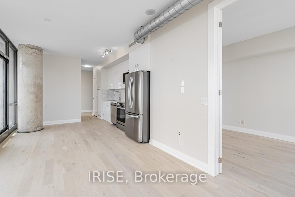 Parliament St & Front St E #1702 - Photo 7 of 11