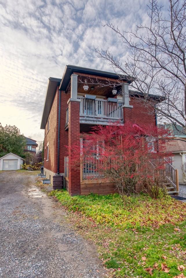 448 Holland Avenue - Photo 2 of 40