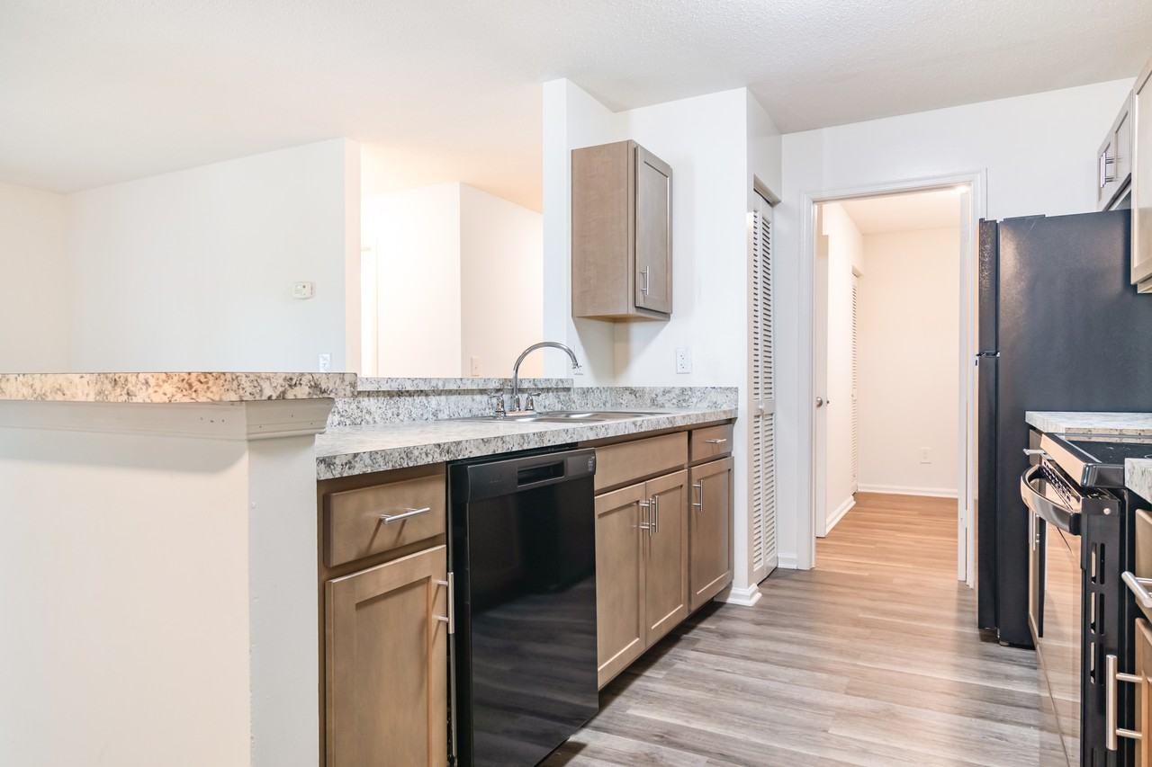 Lakewood Apartments - Photo 6 of 62