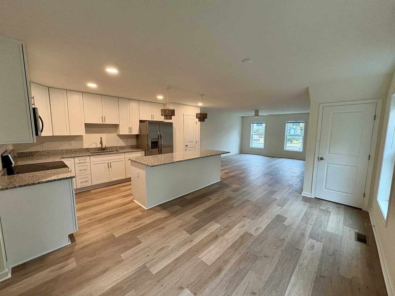 110 Truitt Ave #B - Photo 3 of 17