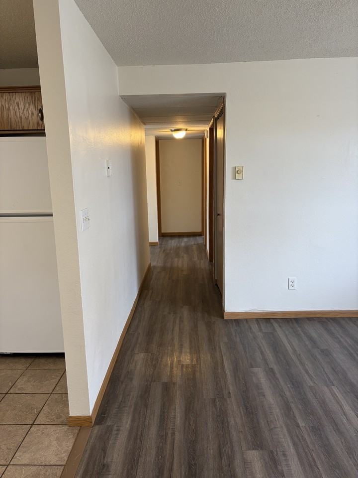 450 29th Ave N #NA - Photo 5 of 10