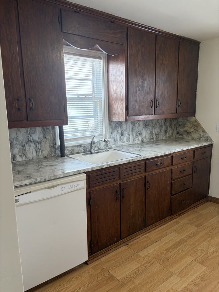 224 36th Ave N #NA - Photo 4 of 12