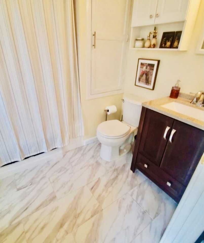 15 Dixon St #2 - Photo 7 of 12