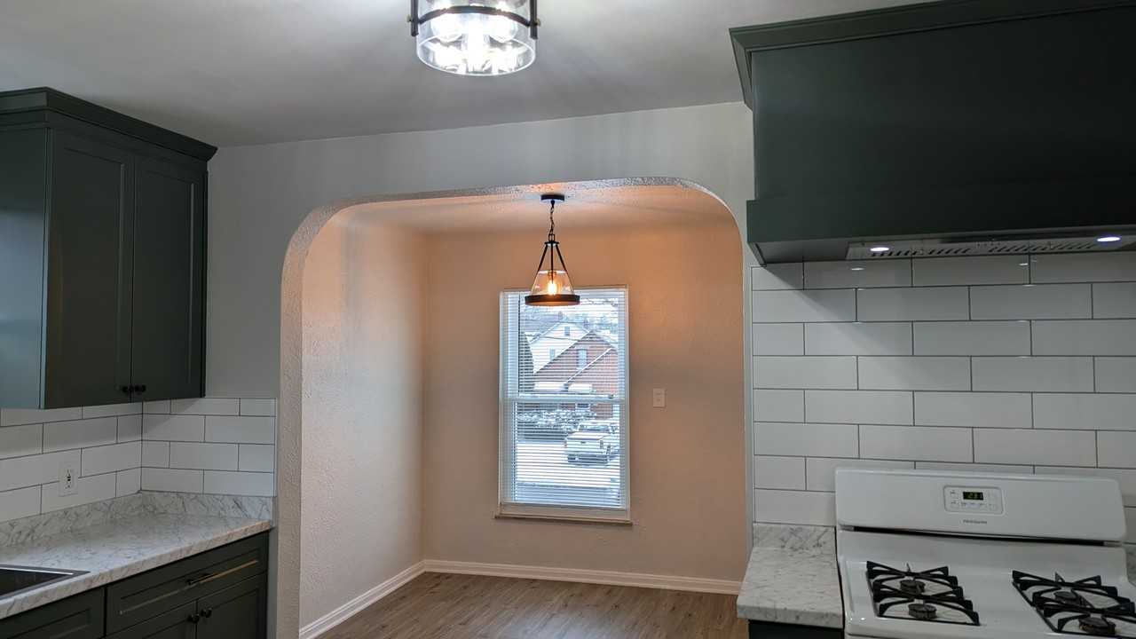 3541 Warren Rd #UP - Photo 2 of 8