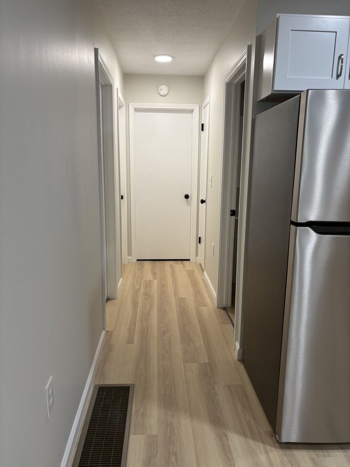 275 W 10th St #NA - Photo 4 of 12