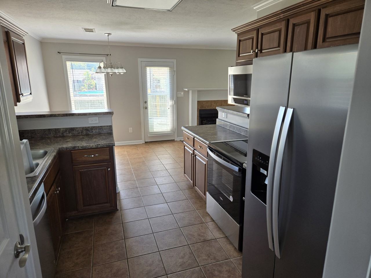 110 Livingston Cv #NA - Photo 7 of 13