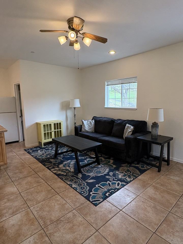 42 Jacks Ln #A - Photo 3 of 8