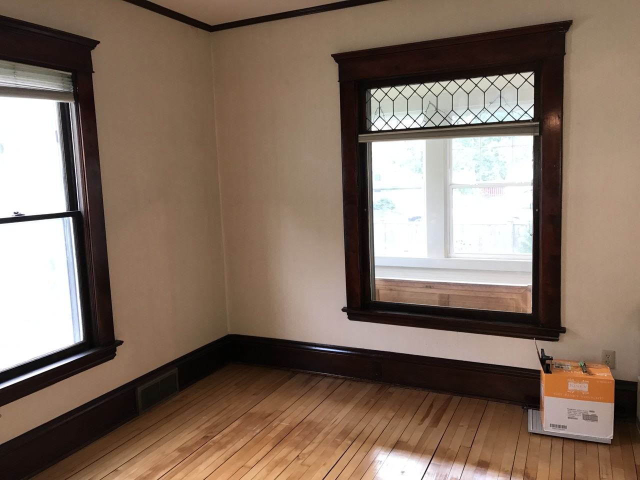 1135 5th St Ne #NA - Photo 2 of 7