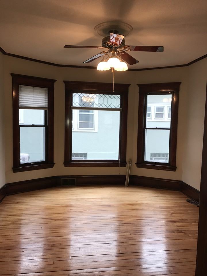 1135 5th St Ne #NA - Photo 3 of 7