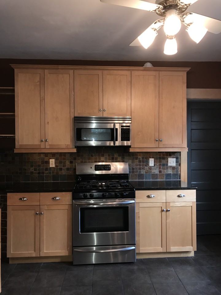 1135 5th St Ne #NA - Photo 4 of 7