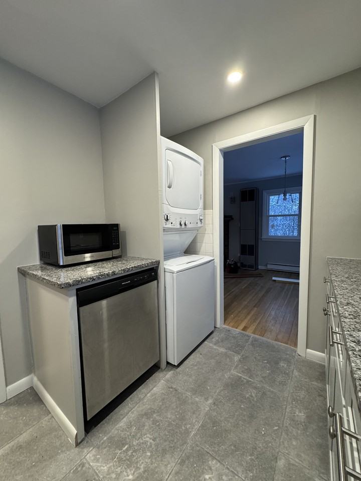 336 Ridge Rd #3 - Photo 3 of 9