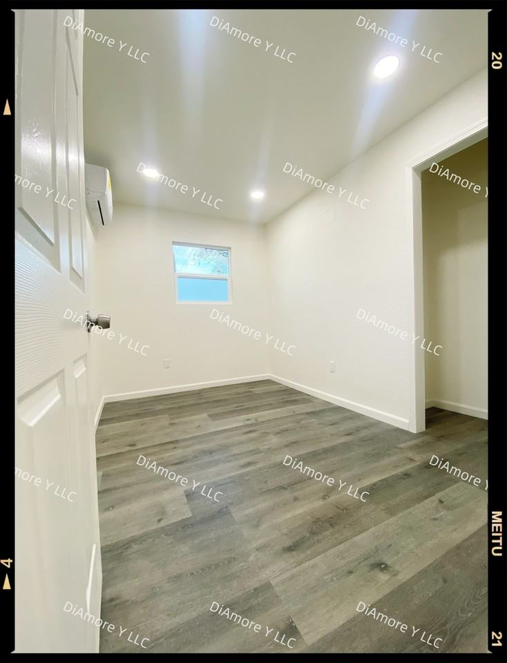 212 1/2 High St #NA - Photo 7 of 8