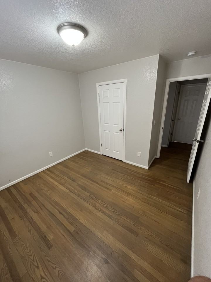 6020 E 68th Way #NA - Photo 7 of 18