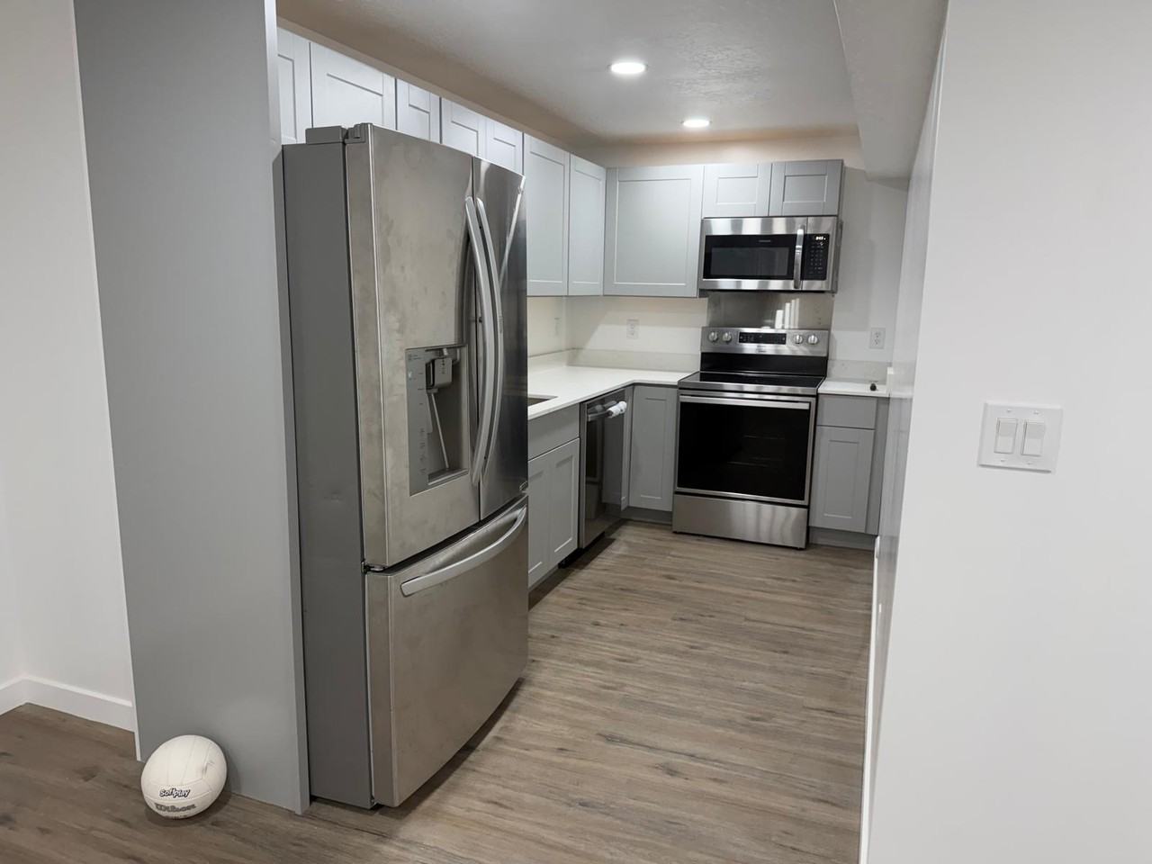 2506 N Geranium Dr #NA - Photo 7 of 25