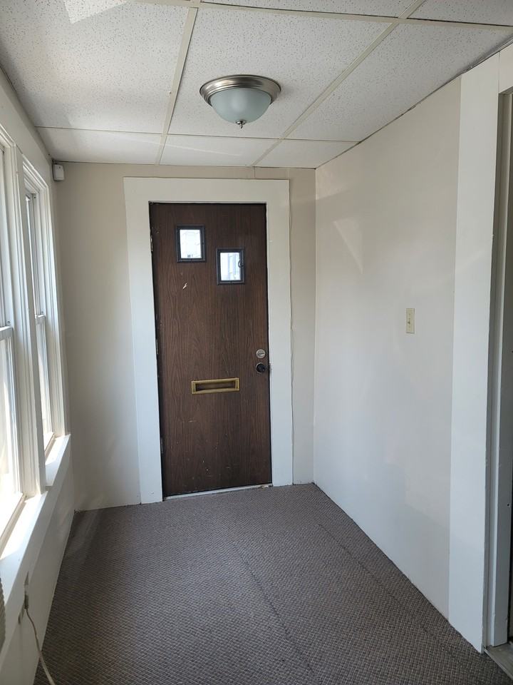 6804 Gertrude Ave - Photo 7 of 19