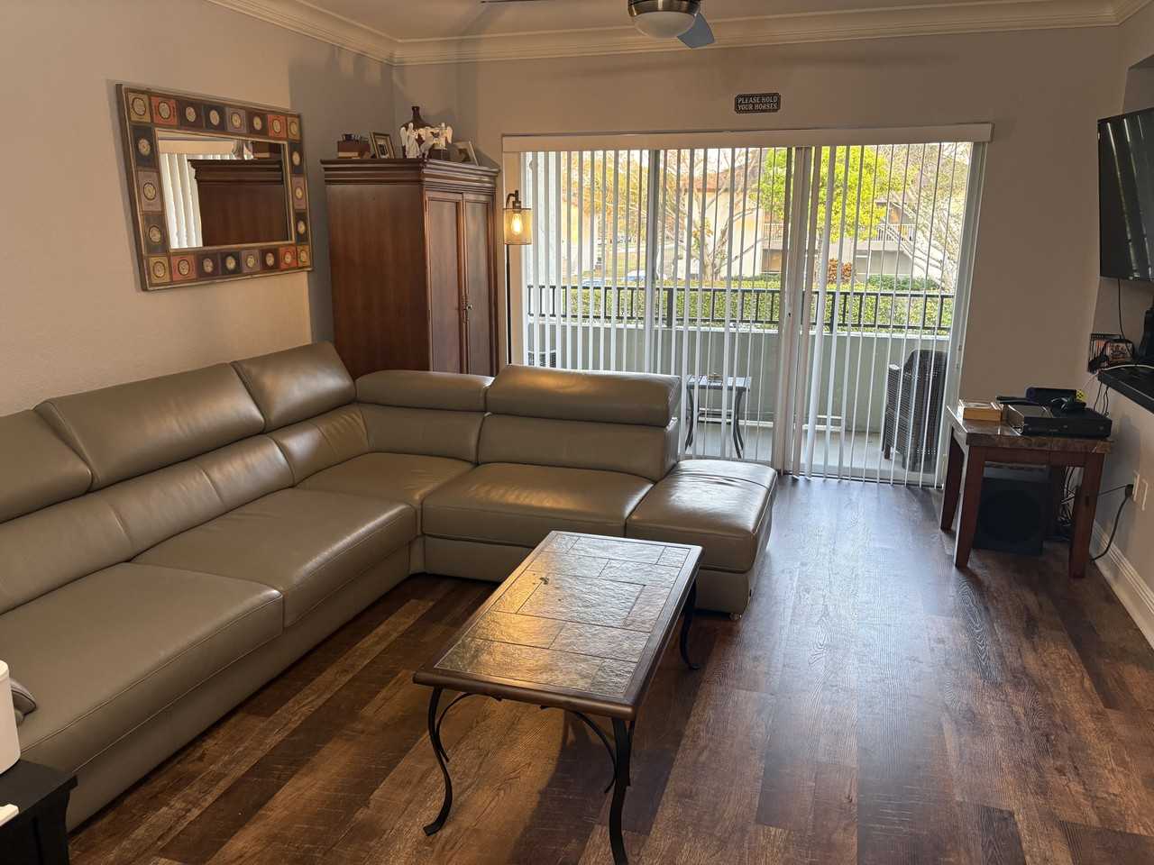 404 Belmont Pl #404 - Photo 3 of 14