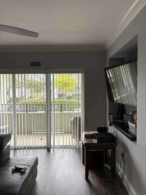 404 Belmont Pl #404 - Photo 4 of 14