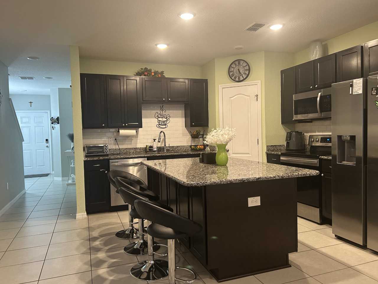 10910 Golden Acorn Ave - Photo 2 of 4